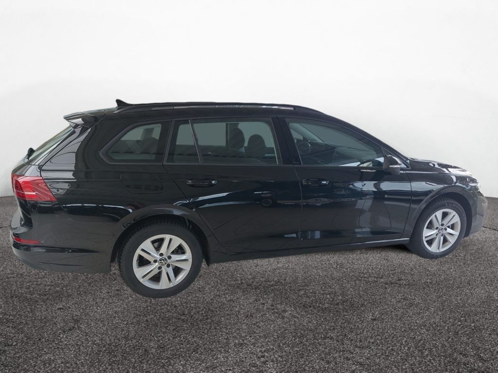 Fahrzeugabbildung Volkswagen Golf Variant 1.5 TSI Life Standheizung AHZV