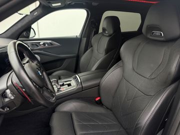 BMW XM - 11