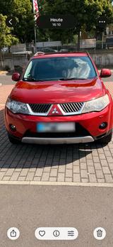 Mitsubishi Auto Mitsubishi - Mitsubishi Outlander Kombi Gebrauchtwagen