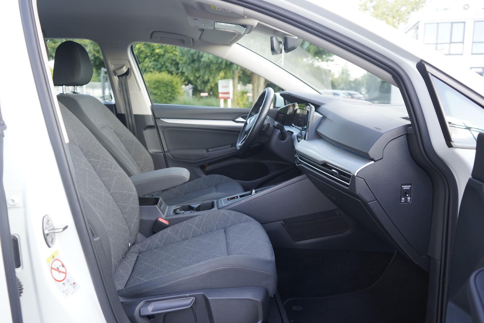 Volkswagen Golf VIII 1.5 eTSI DSG LED Navi Virtual Cockpit, миниатюра 25