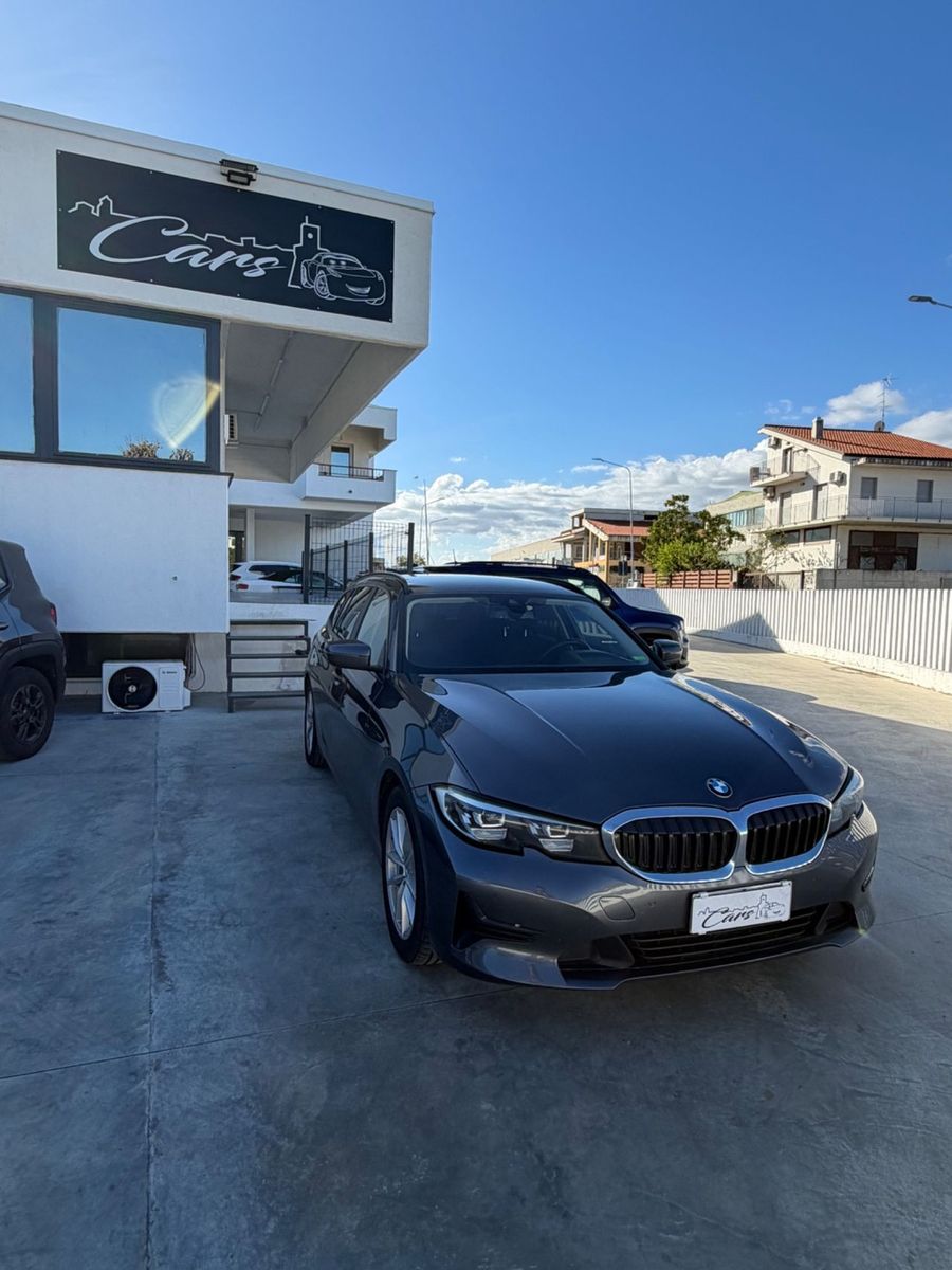 BMW Bmw 318 318d 48V Touring imagem 3