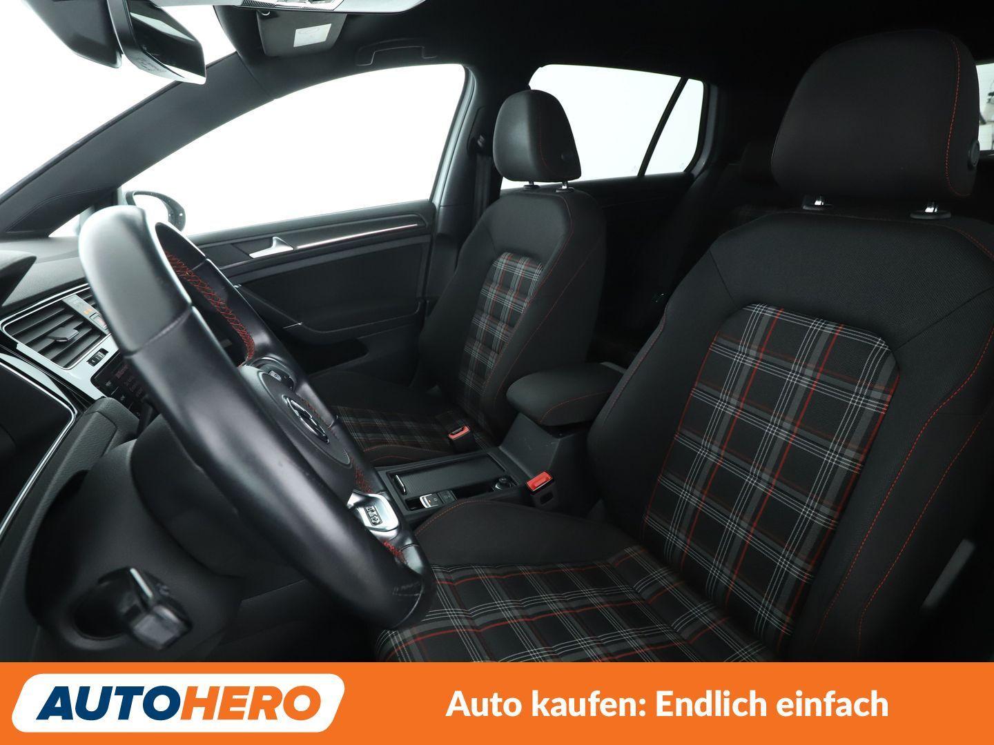 Volkswagen Golf VII 2.0 TSI GTI BlueMotion Tech *NAVI*CAM*