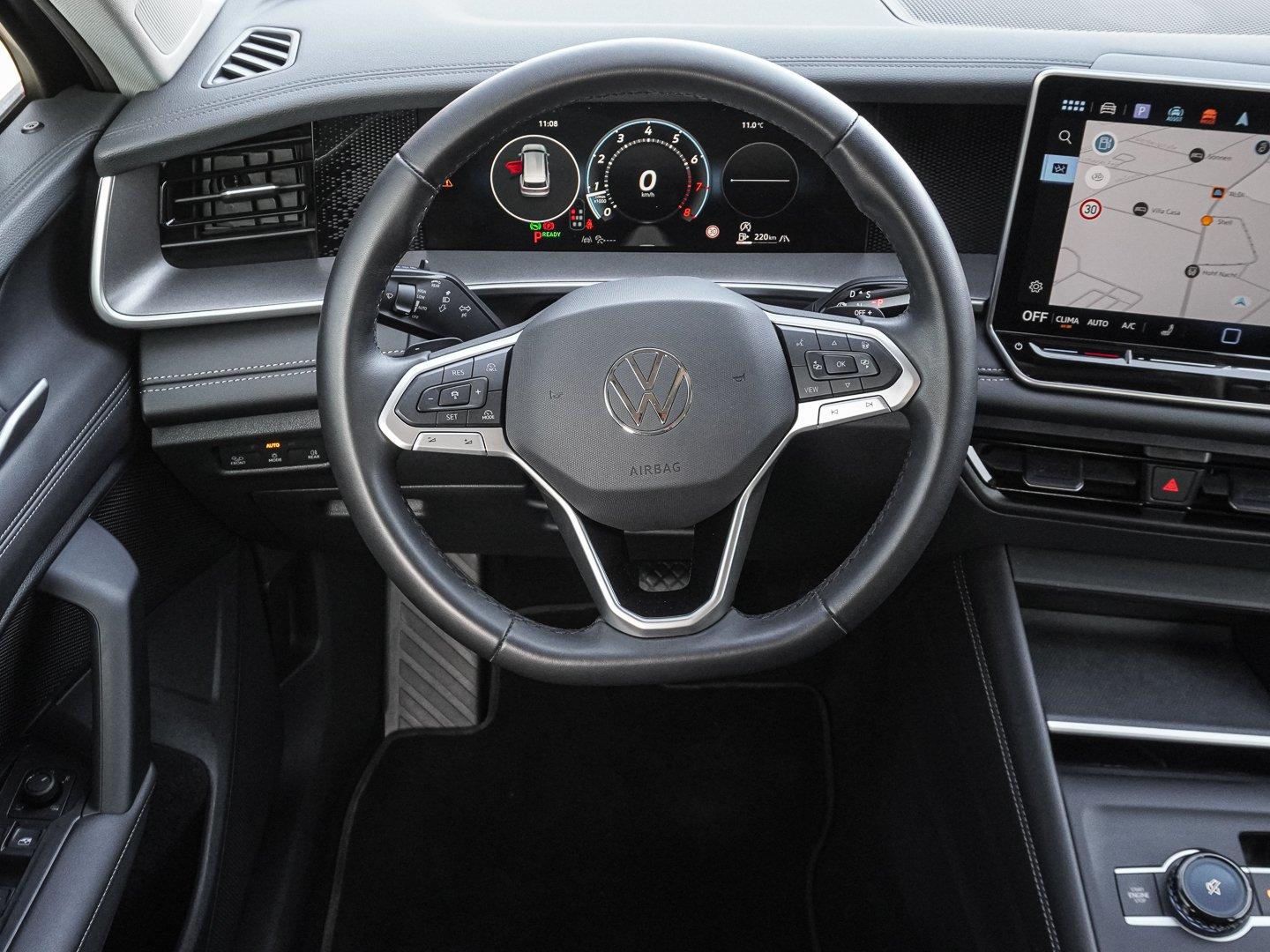 Volkswagen Tayron 1.5 eTSI DSG Life 7 SITZE 360-KAMERA AHK