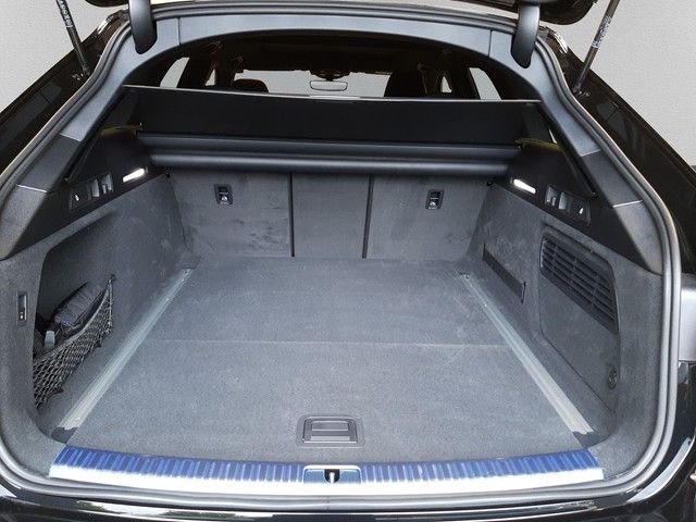 Fahrzeugabbildung Audi RS 6 Avant performance AHK Laser Pano HeadUp