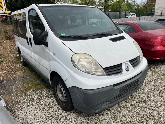 Renault Trafic Combi L1H1 2,7t  verglast