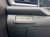 Volkswagen T-Roc 1.5 eTSI DSG R-Line PANO AHK MATRIX 4JGAR bei Autohaus Landmann & Maier OHG