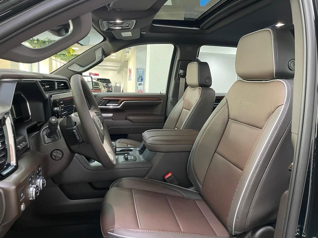 Fahrzeugabbildung GMC SIERRA DENALI MY 2023 HUD-360°-TAILGATE-SOFORT!!
