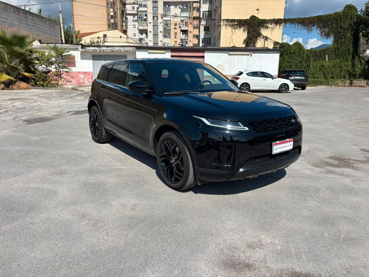 Land Rover Range Evoque 2.0D I4 Cv 150 R Dynamic imagem 3