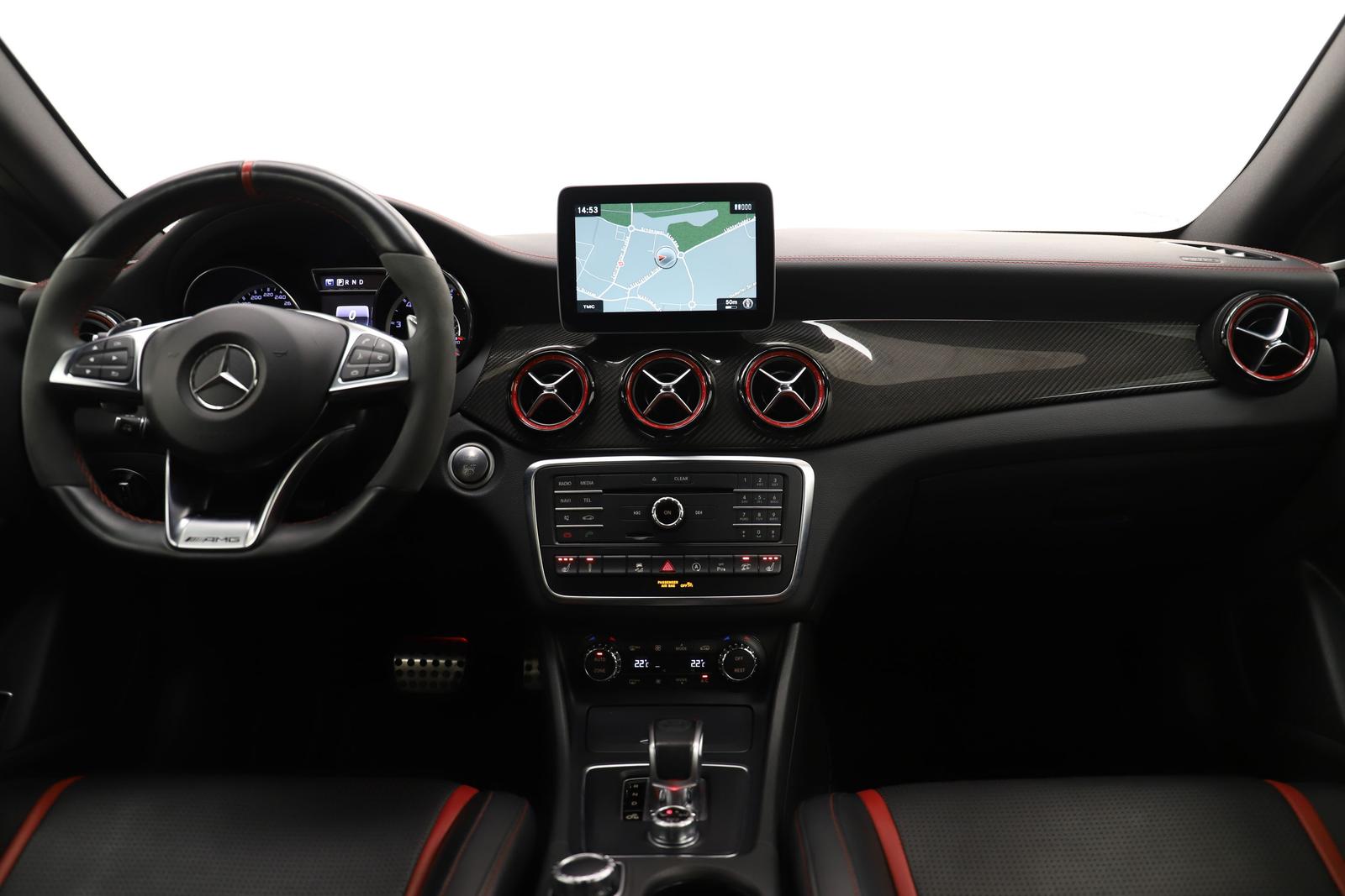 Mercedes-Benz GLA 45 AMG 381PS 7G 4M CARBON PAGA Performance