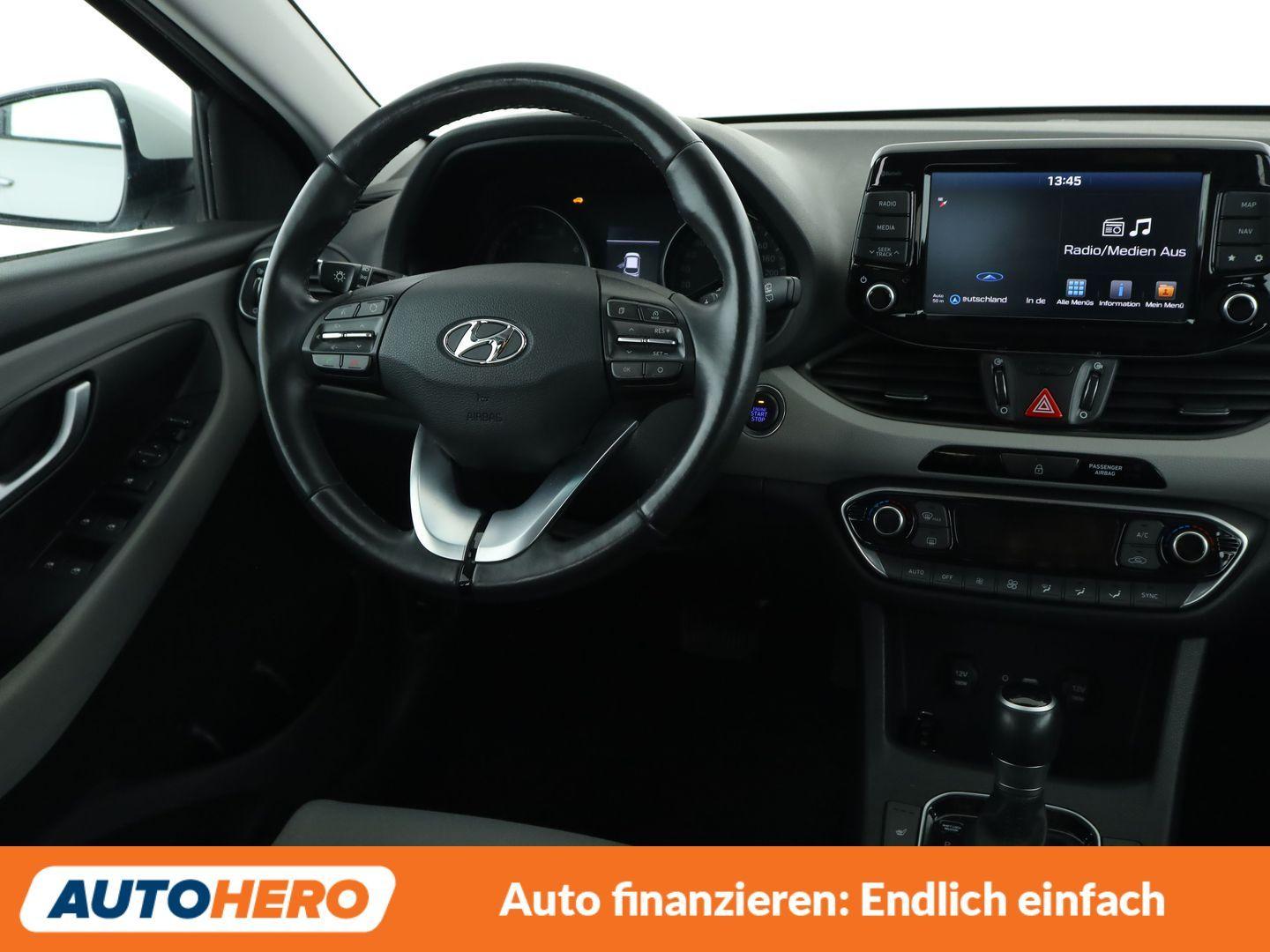 Hyundai i30 1.4 TGDI Trend Aut*NAVI*LED*TEMPO*CAM*PDC*