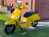 Vespa GTS 300 Super Sport - Giallo Opoco -- neuwertig. - Offers