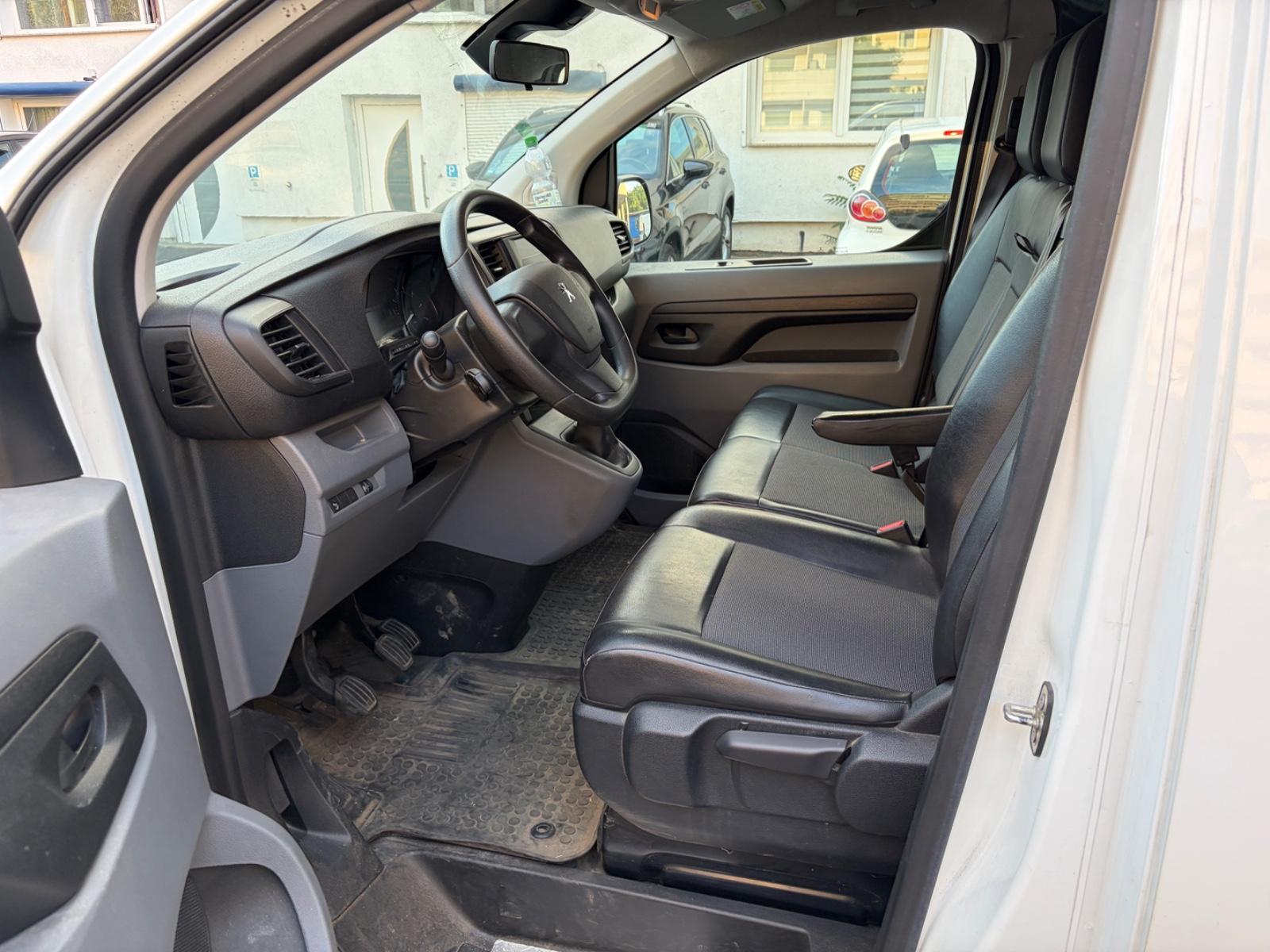 Peugeot Expert 1.5  BLUE HDI 120 *PDC Klima 1.Hand*