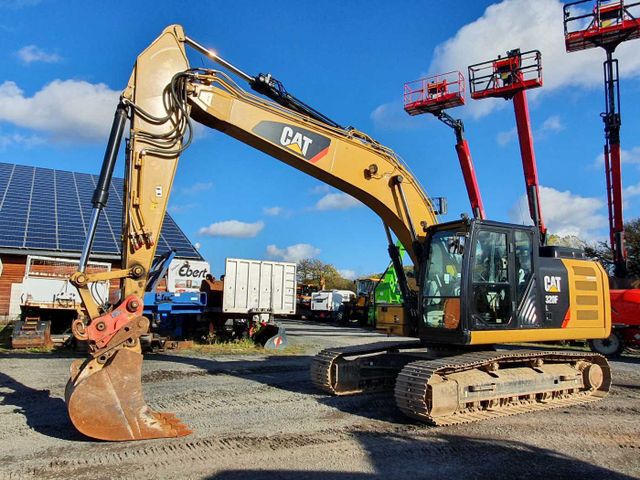 CAT 320F L / 2016 / nur 3.134h / 1x Tieflöffel / EPA