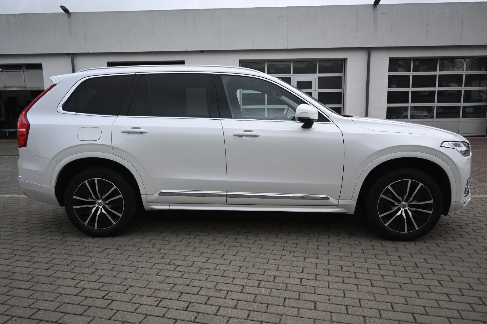 Fahrzeugabbildung Volvo XC90 T8 AWD RC Inscription Expression*RFK*PANO*