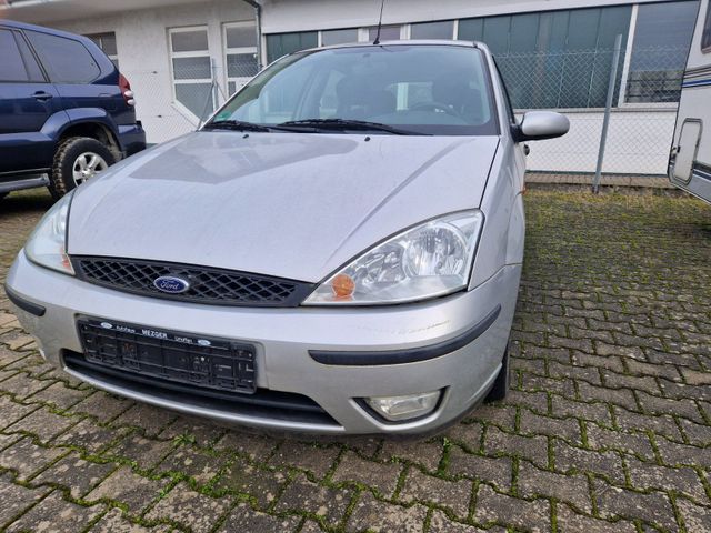 Ford Focus 1,6 16V Benziner Klima AHK