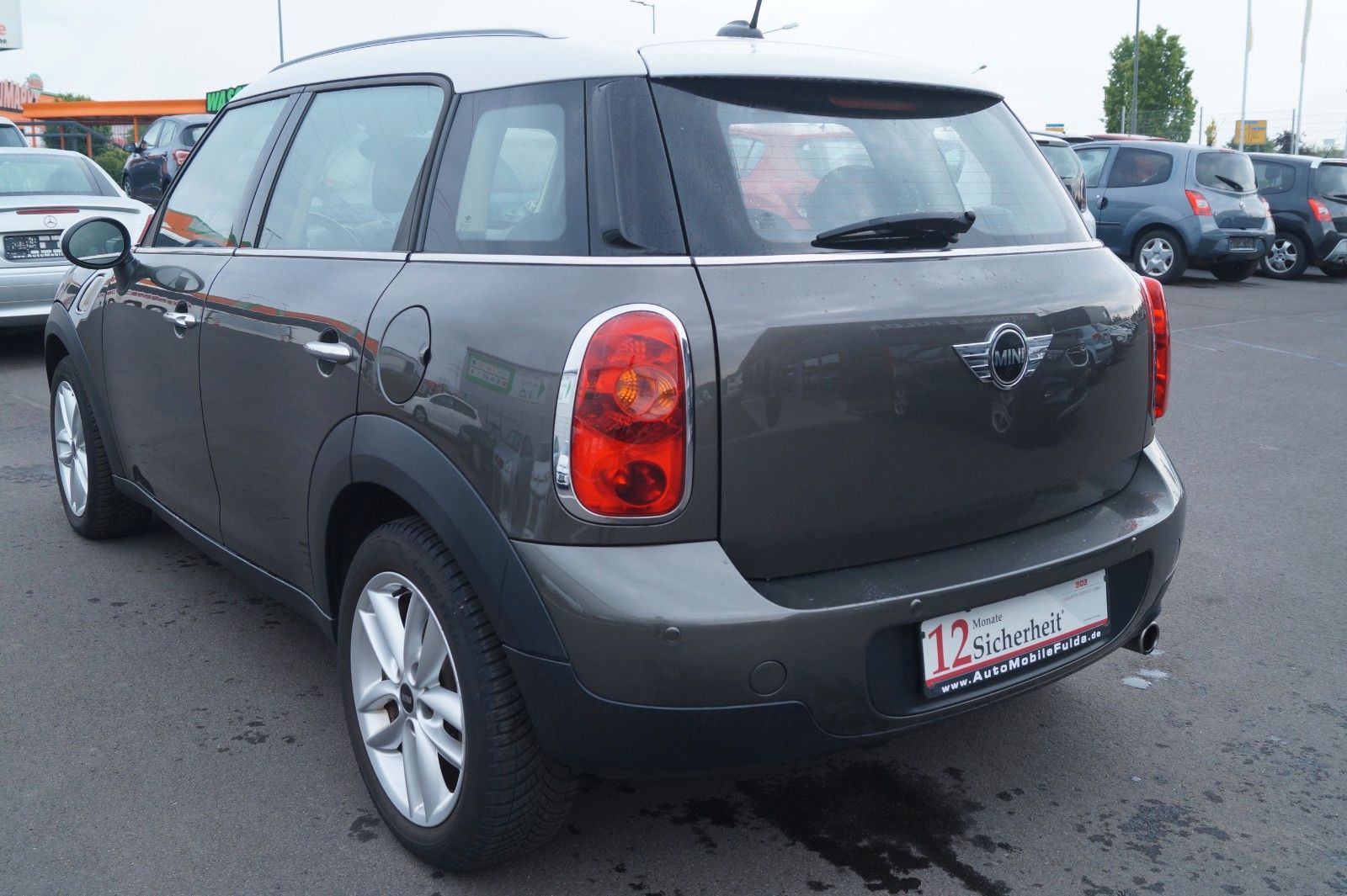 Fahrzeugabbildung MINI COOPER Countryman Cooper