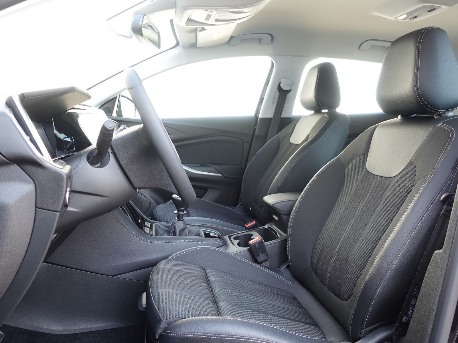 Fahrzeugabbildung Opel Grandland 1.2 Turbo  GS  Navi,Kamera,PDC,Sitzh.