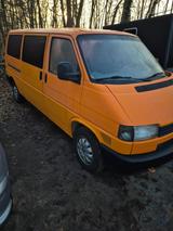 Volkswagen T4 2.4 Diesel - Volkswagen LT aus 1999