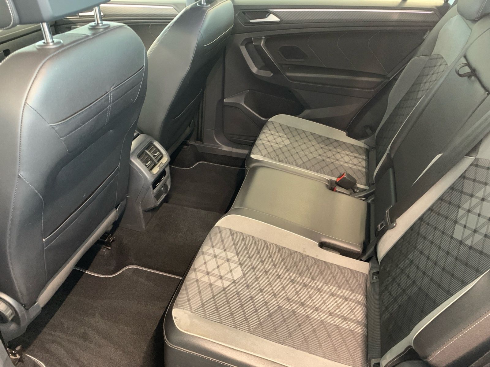 Volkswagen Tiguan Allspace - Bild 12