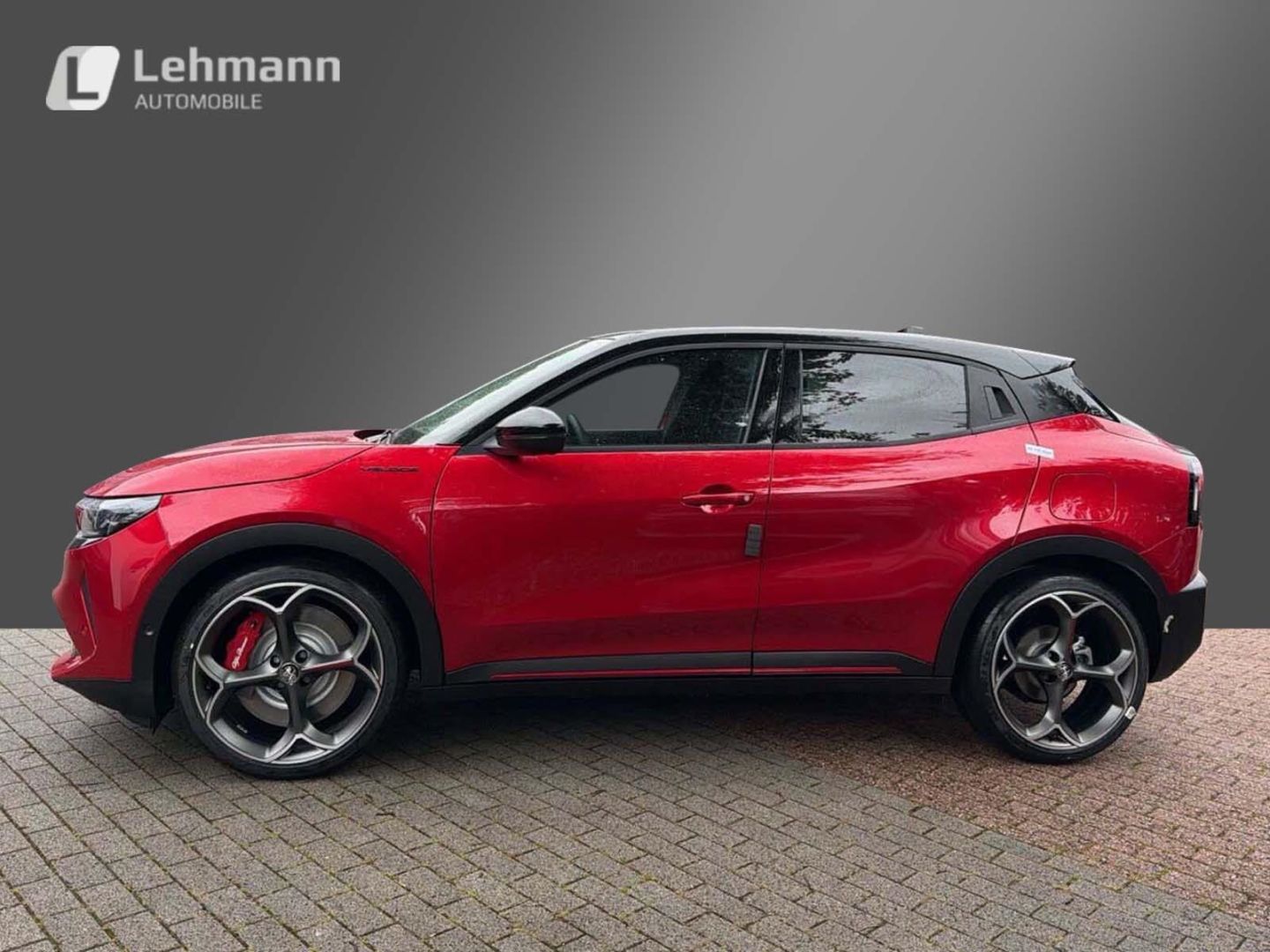 Fahrzeugabbildung Alfa Romeo Junior Elettrica VELOCE 280 PS voll Top Deal