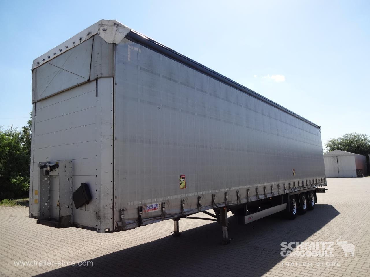 Schmitz Cargobull Curtainsider Mega