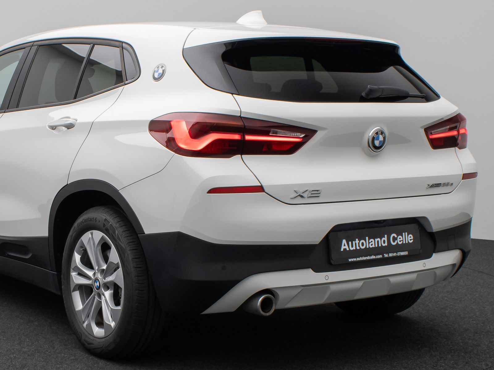 Fahrzeugabbildung BMW X2 xD25e Kamera HUD DAB HiFi Navi+Komfort Alarm