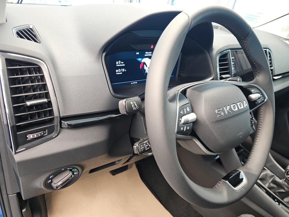 Skoda Karoq Selection AHK,Navi,ACC,Kamera,elt.Heckkl.