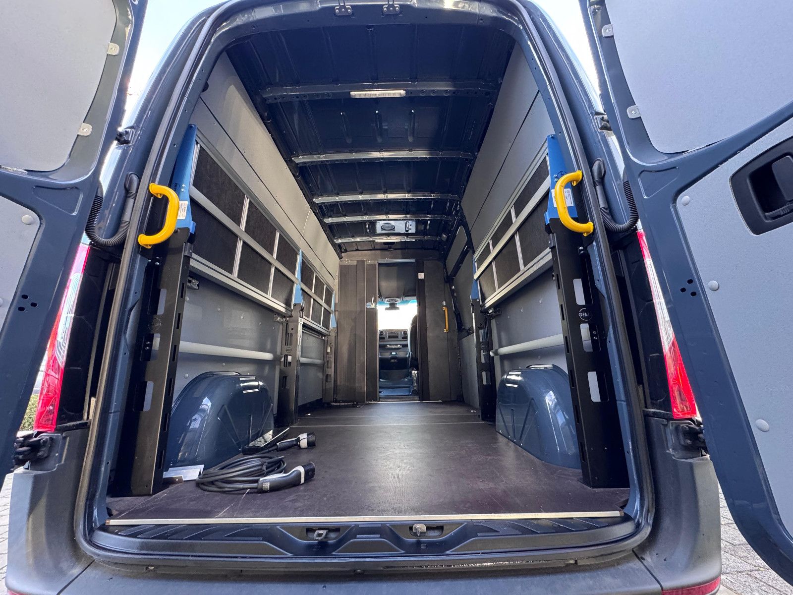 Fahrzeugabbildung Mercedes-Benz e-Sprinter*KAMERA*ELEKTRO*KLIMA*SITZHEIZ*L2H2