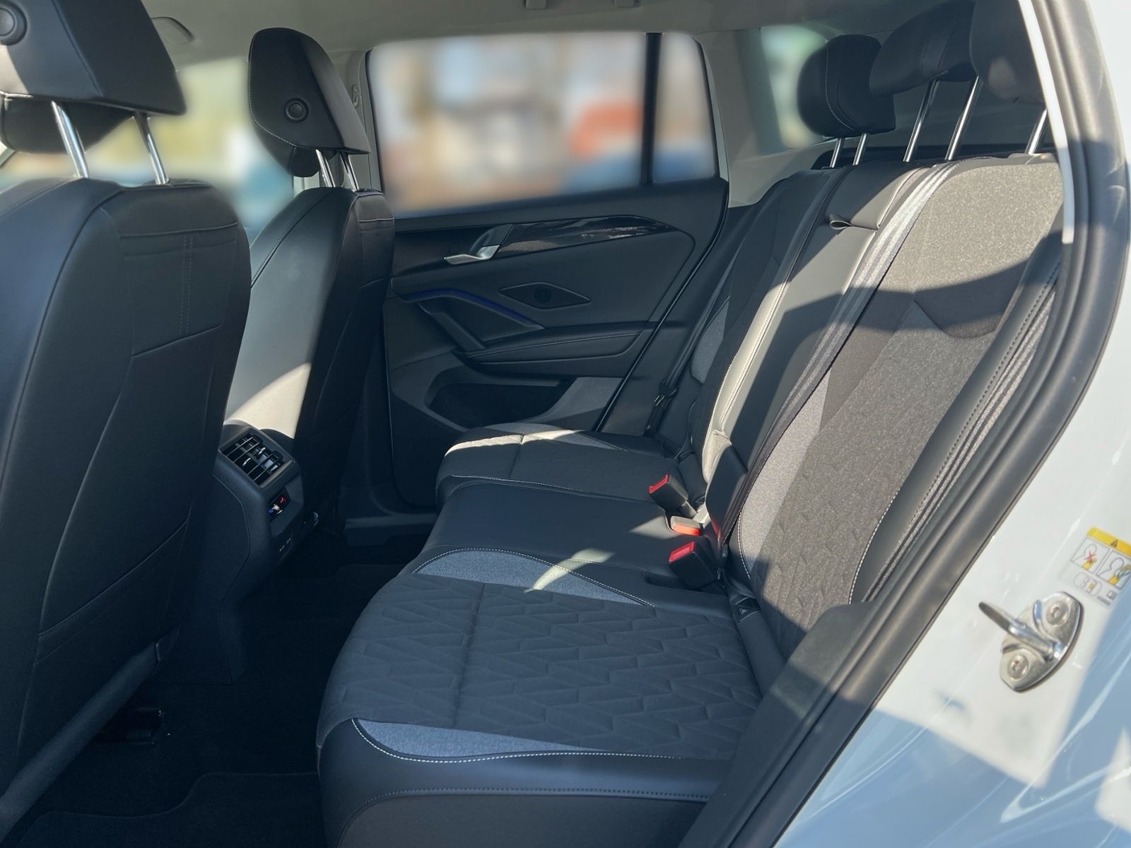 Volkswagen Tiguan - Bild 14