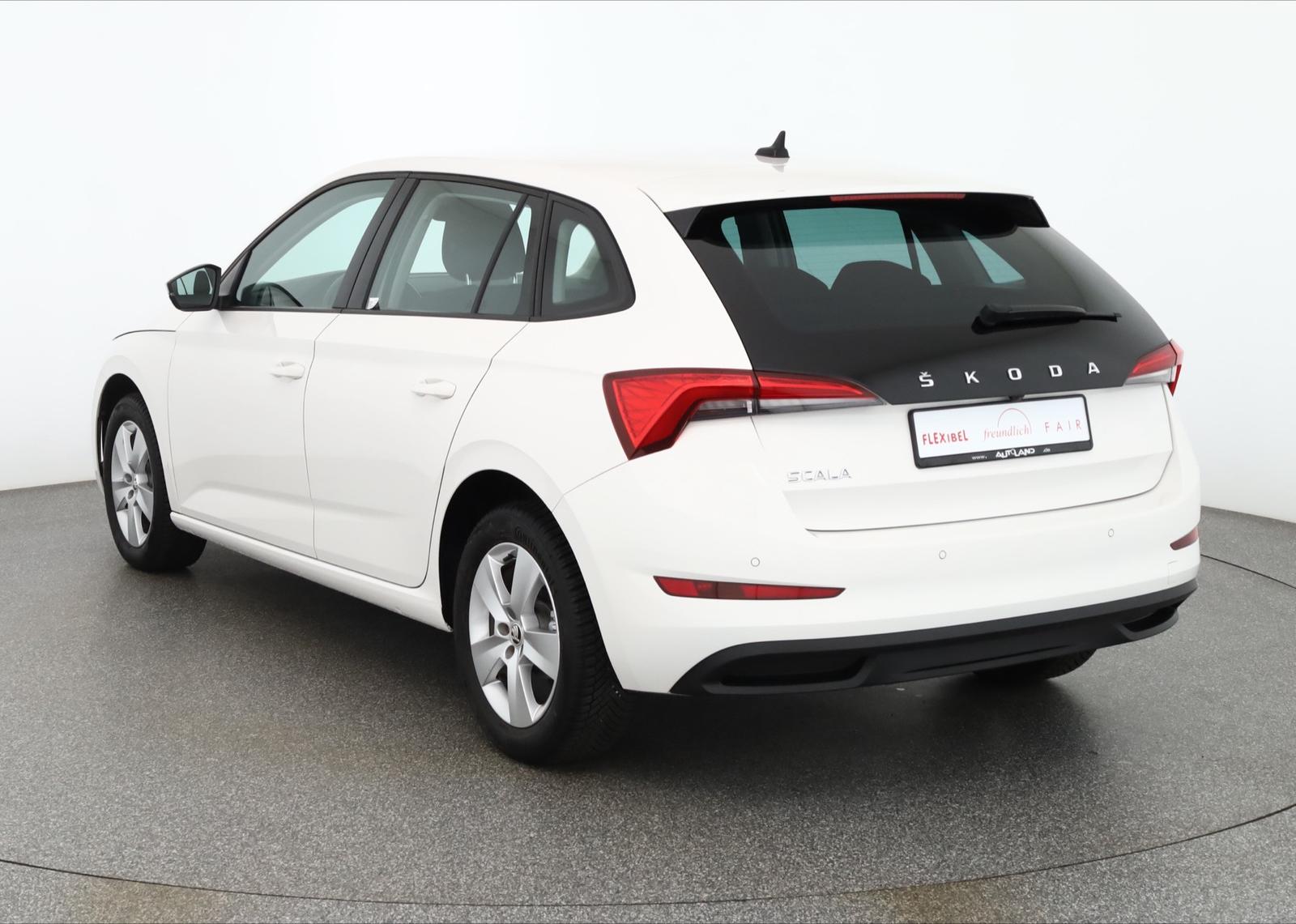 Skoda Scala 1.0 TSI DSG LED Kamera Sitzheizung DAB