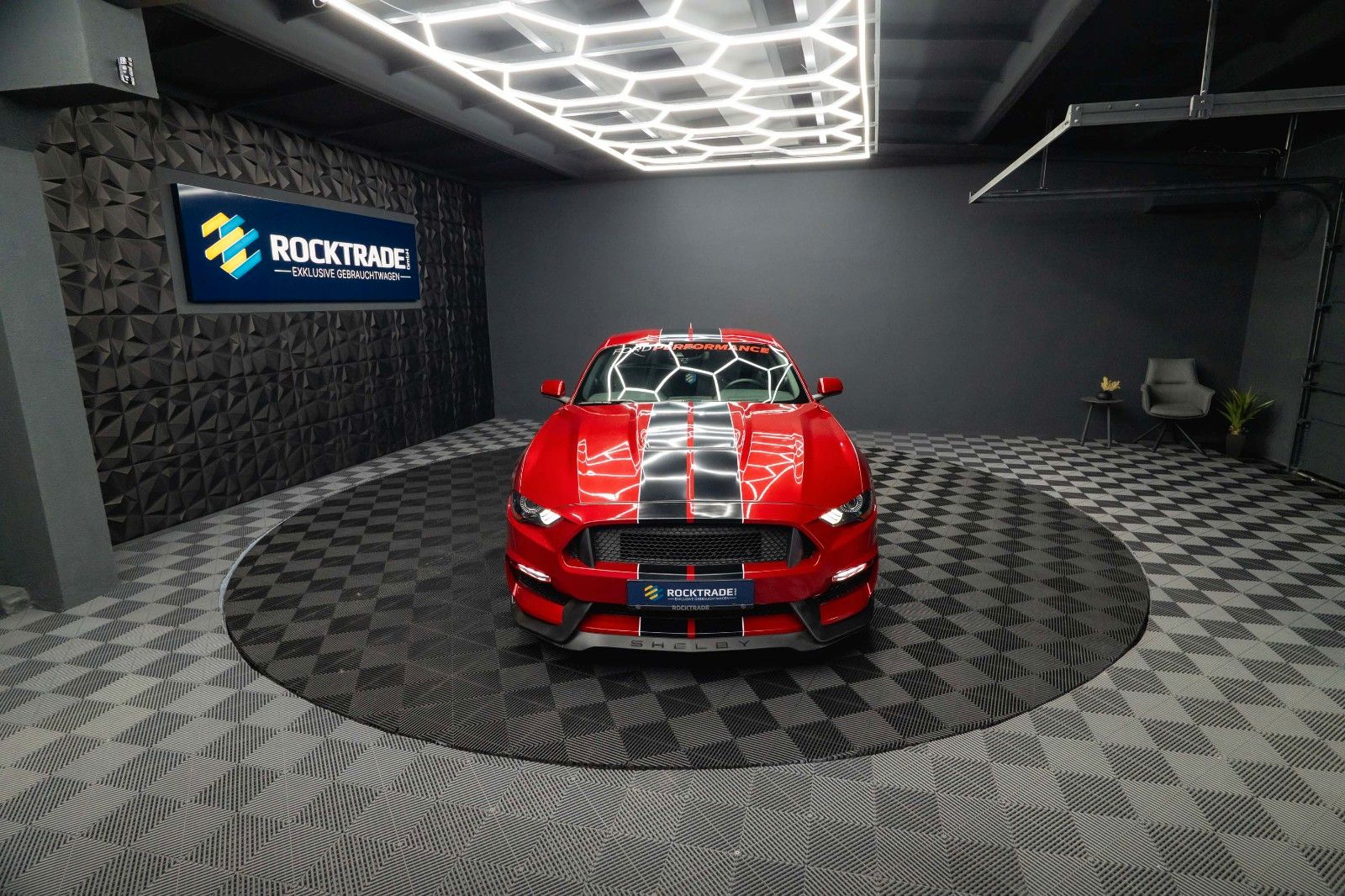 Fahrzeugabbildung Ford Mustang Shelby Coupe GT 350 Package Dark Horse