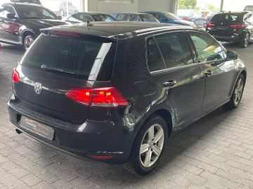 Volkswagen Golf - 7