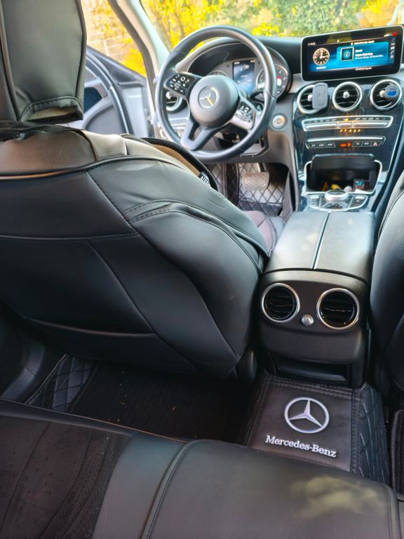 Image of Mercedes-Benz 200