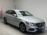 Mercedes-Benz C 200 d T G-Tronic Plus / PDC hi&vo / LED / AHK - Mercedes-Benz C 200 mit Diesel-Antrieb: Kombi