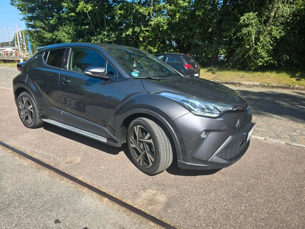 Image of Toyota C-HR