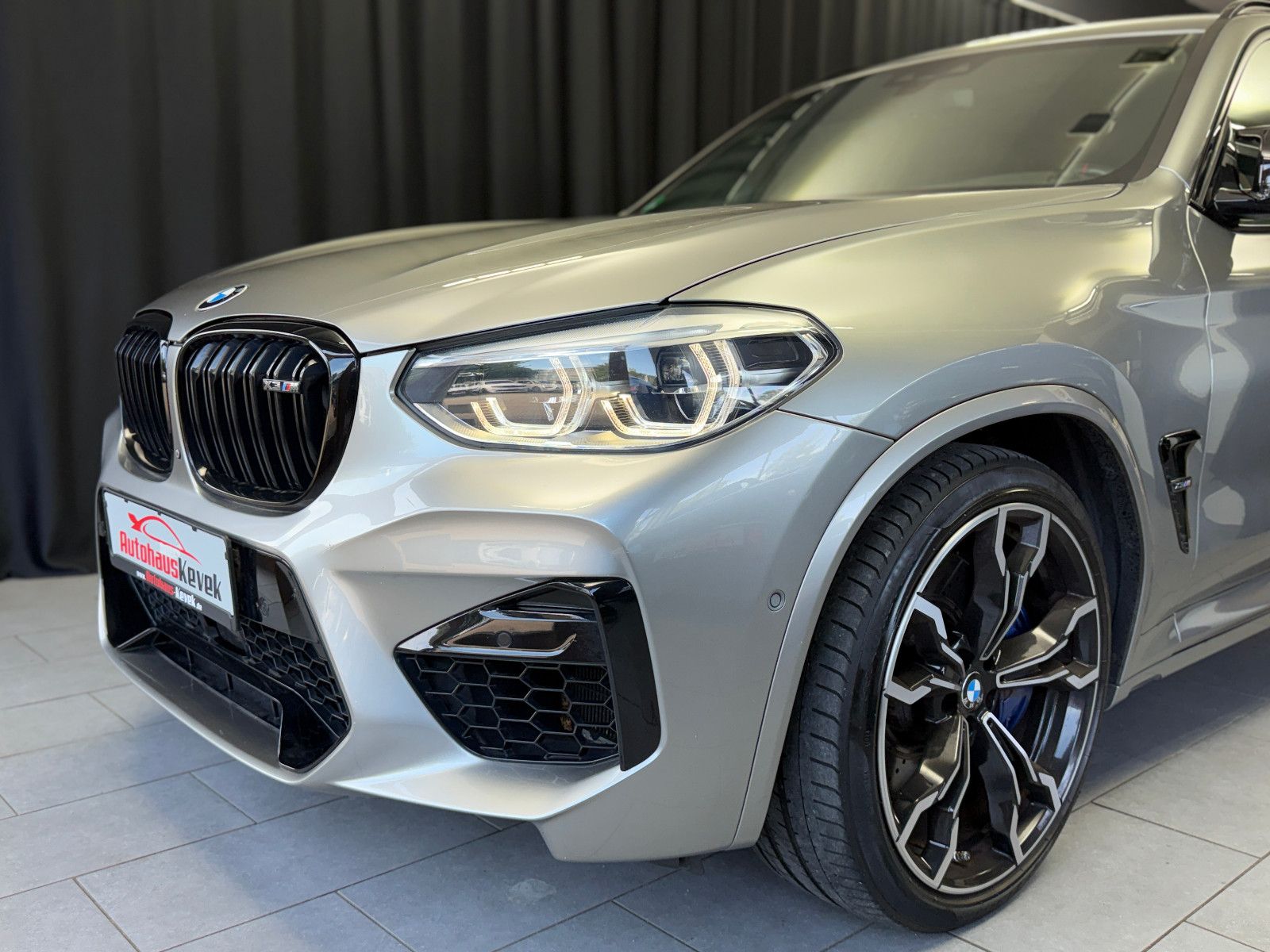 Fahrzeugabbildung BMW X3 M |H/K|HuD|PANO|LASER|INDIVIDUAL