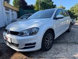 Volkswagen Golf VII Lim. Allstar Klimaautomatik Sitzheizung - VW Golf Gebrauchtwagen in Saarbrücken