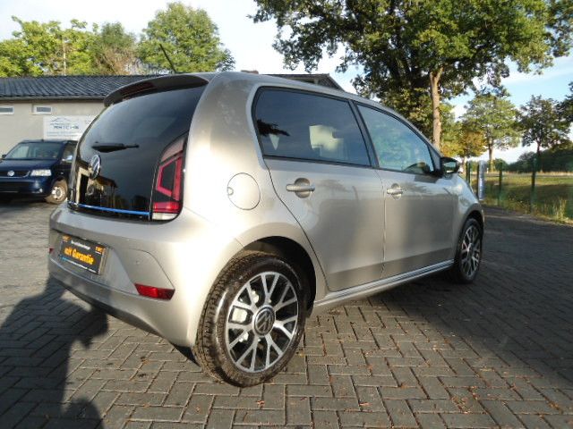Volkswagen e-up! Style Plus imagem 3