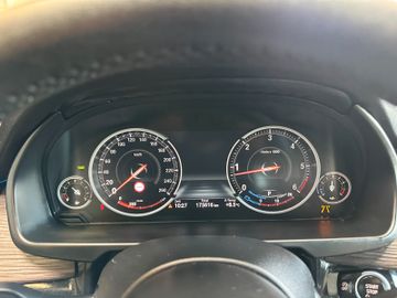 BMW X5 xDrive 30 d *MPaket*Kamera*Pano*Standh*AHK*