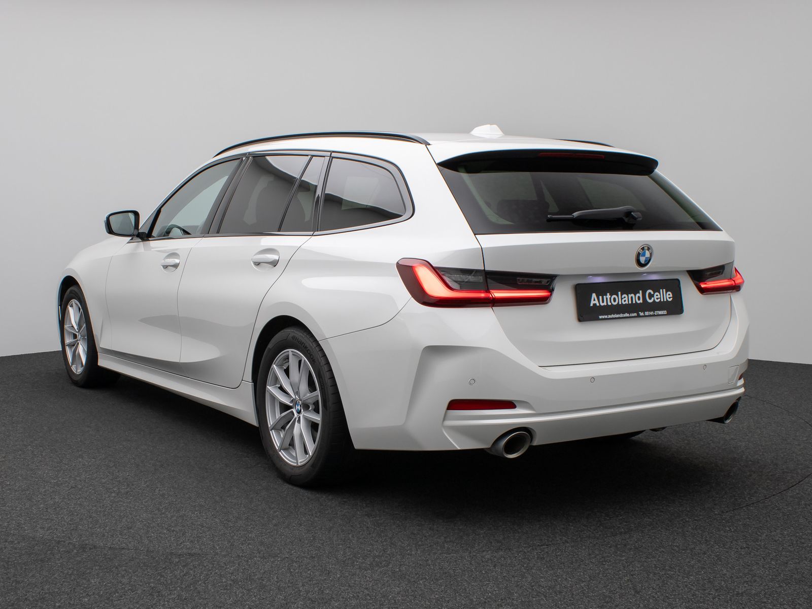 Fahrzeugabbildung BMW 320i DAB Leder MSport AHK Lenkradheizung Sport