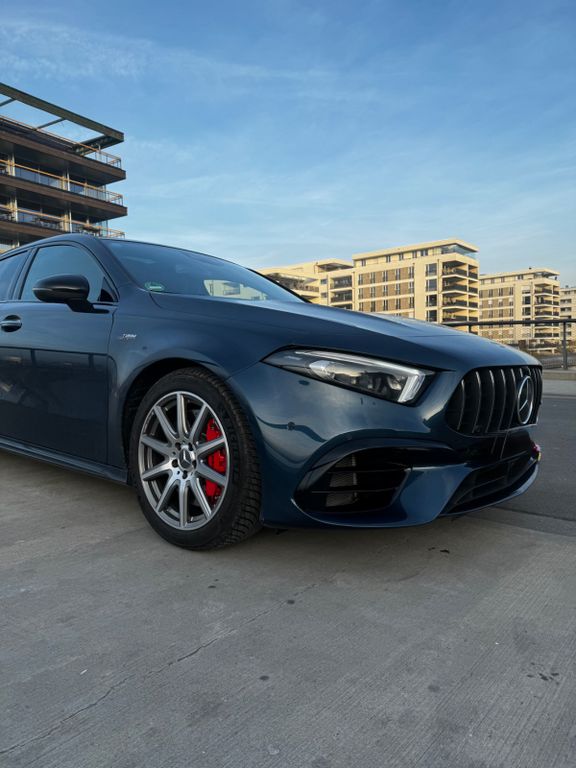Mercedes-Benz A 45 AMG