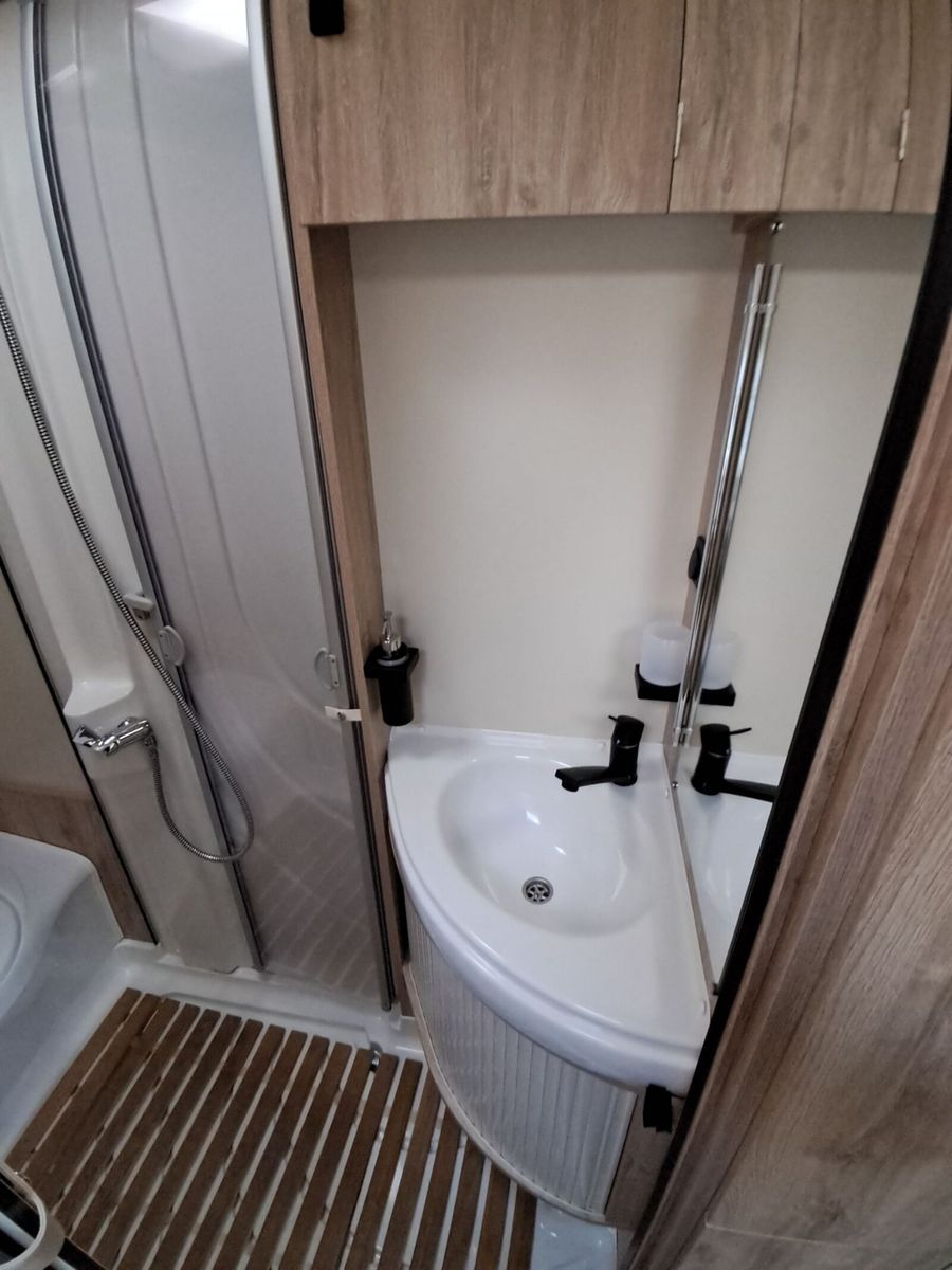 Fahrzeugabbildung Eura Mobil Profila T PT 675 SB AHK,Markise,Solar,SAT