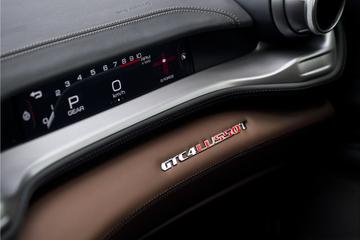 صورة مصغرة 24 لـ 2017 Ferrari GTC4LUSSO