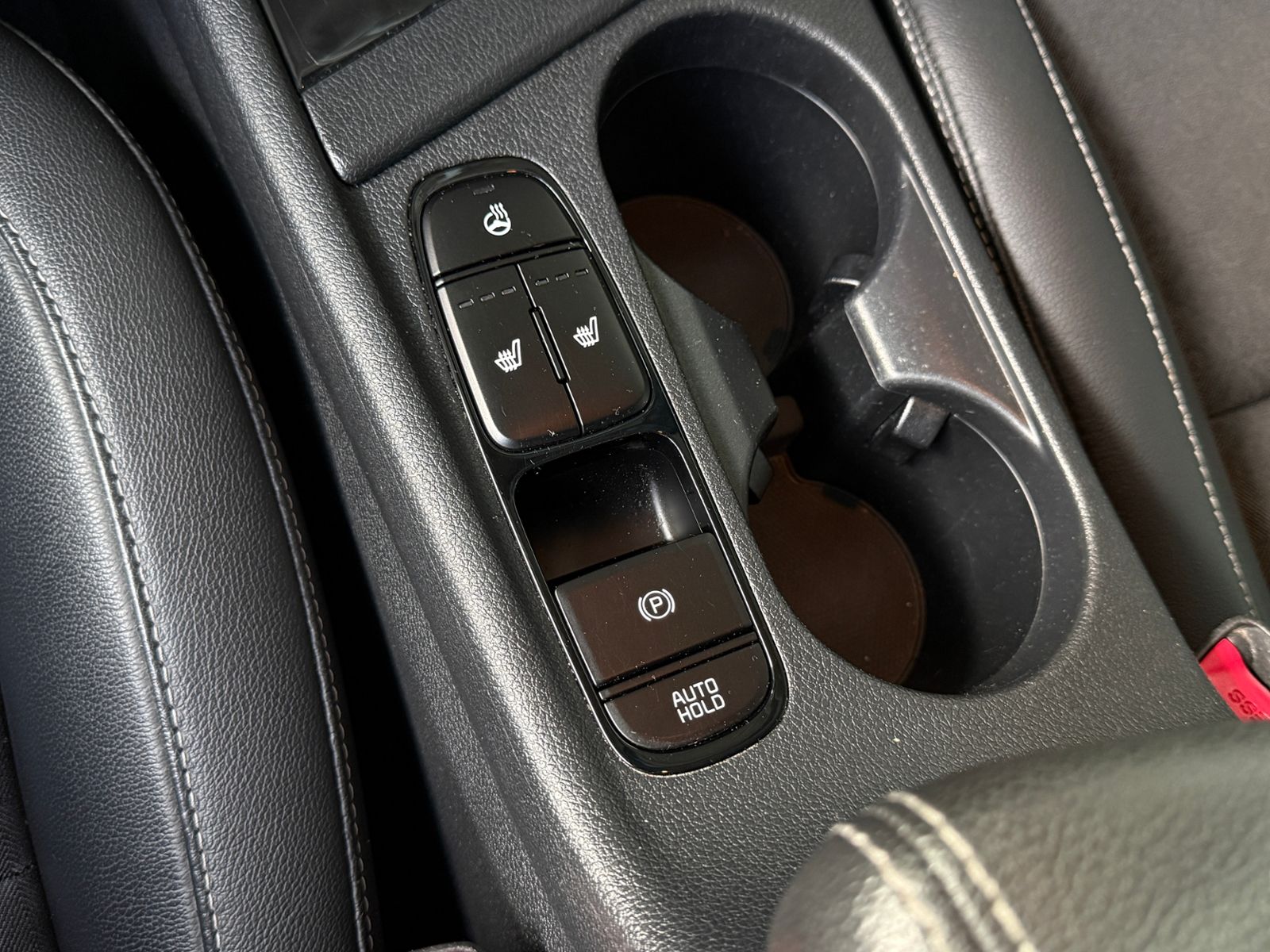 Fahrzeugabbildung Kia Niro Spirit Hybrid HEV AHK LED NAV SHZ