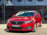 Peugeot 308 Style. PANORAMA/CAM/SHZ - Peugeot 308 Style mit Diesel-Antrieb