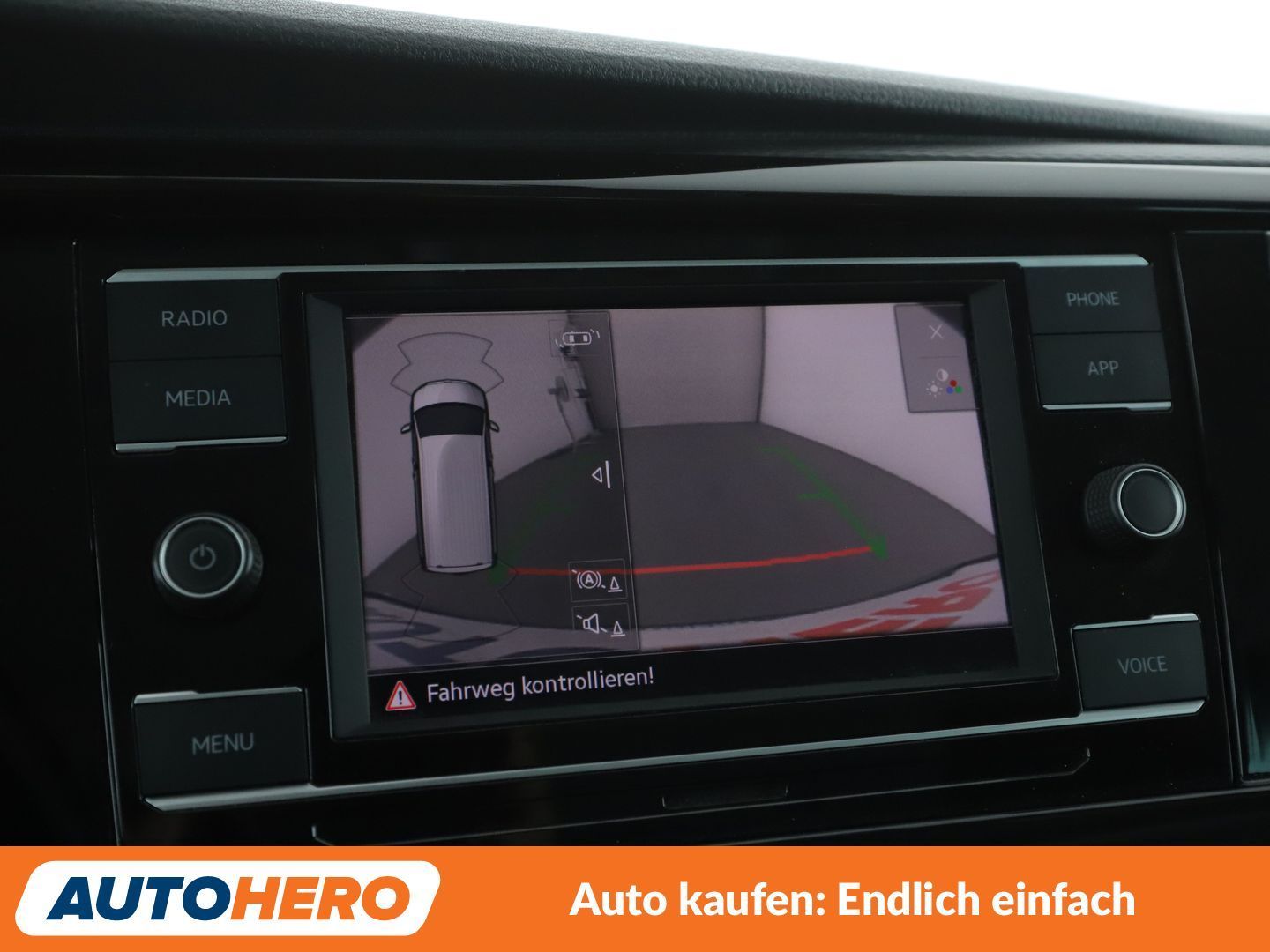 Volkswagen T6 Multivan 2.0 TDI Trendline FWD CAM SHZ foto 22