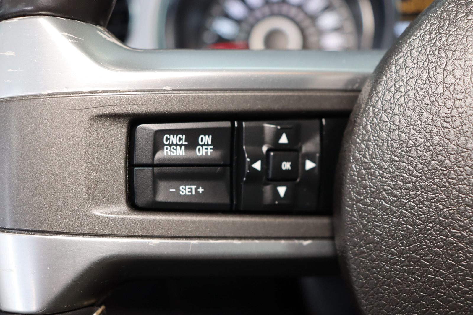 Fahrzeugabbildung Ford Mustang 3.7 V6 * HU/AU 10.27 * Top-Zustand