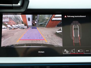 Fahrzeugverkauf 22 Audi A3 Sportback 35 TFSI S line Matrix Sonos Pano