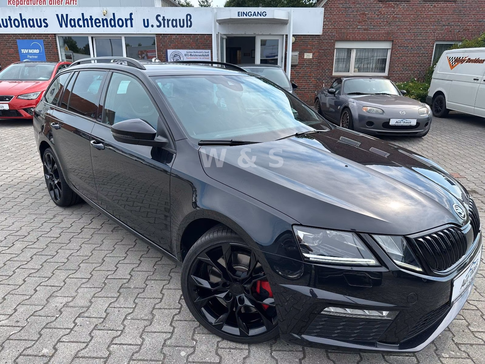 Skoda Octavia Combi RS 245 PS*DSG*LED*APPLE-CAR*