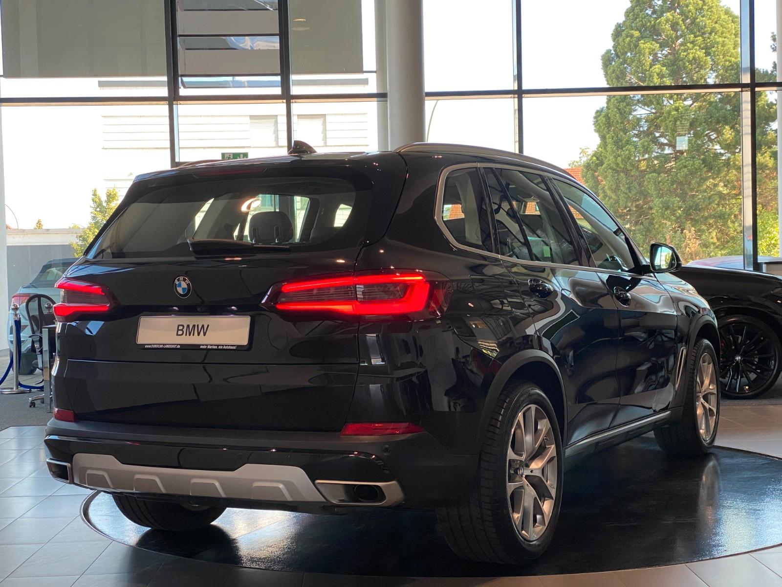 BMW X5 xDrive xLine CockpitProf Sthz Pano Leder